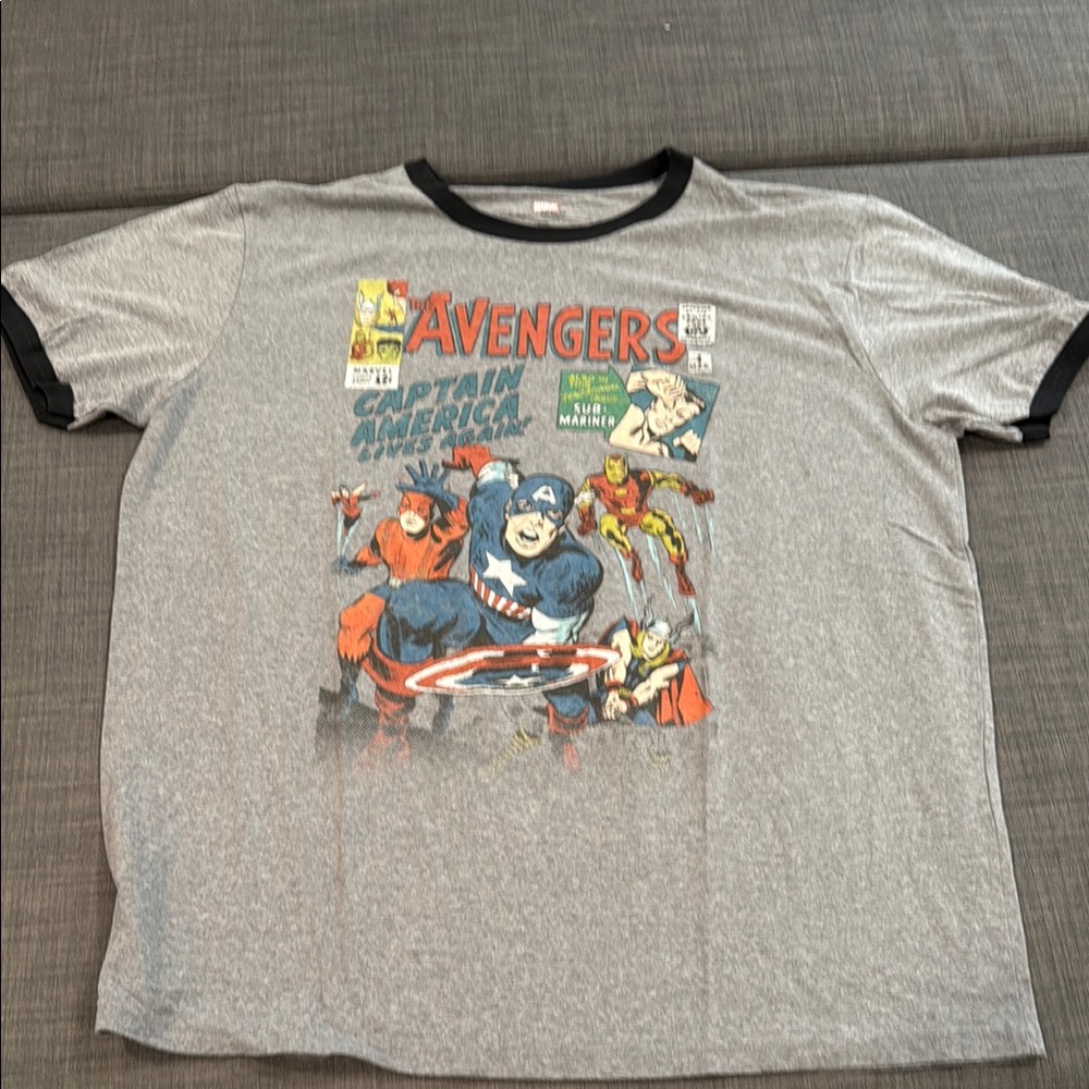 Gray Original Avengers Comic Book Cover Graphic T-Shirt